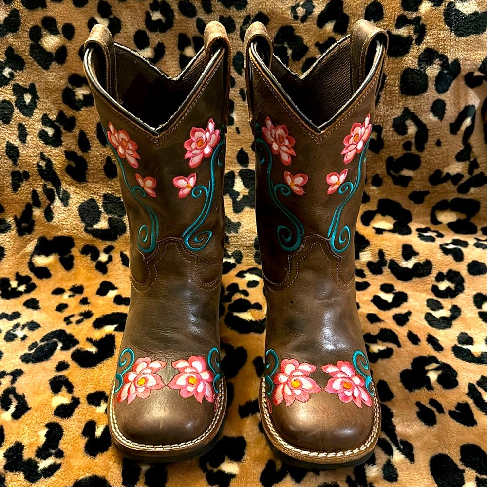 ROPER ⭐️ Little Kids Boots Size 1 Helen Brown Color Floral Embroidery & Leather